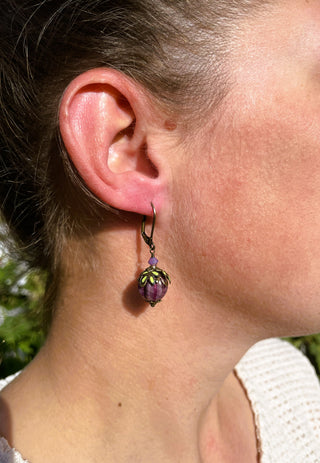 These merry little fairy earrings are gorgeous in sunlight